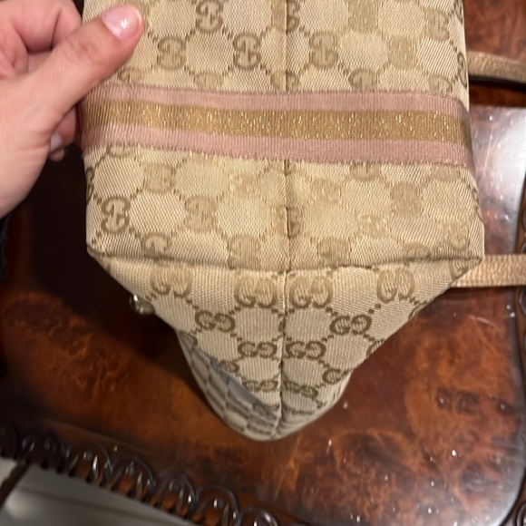 Gucci medium classic logo tote gold cherry charms pink gold tan - Picture 7 of 9
